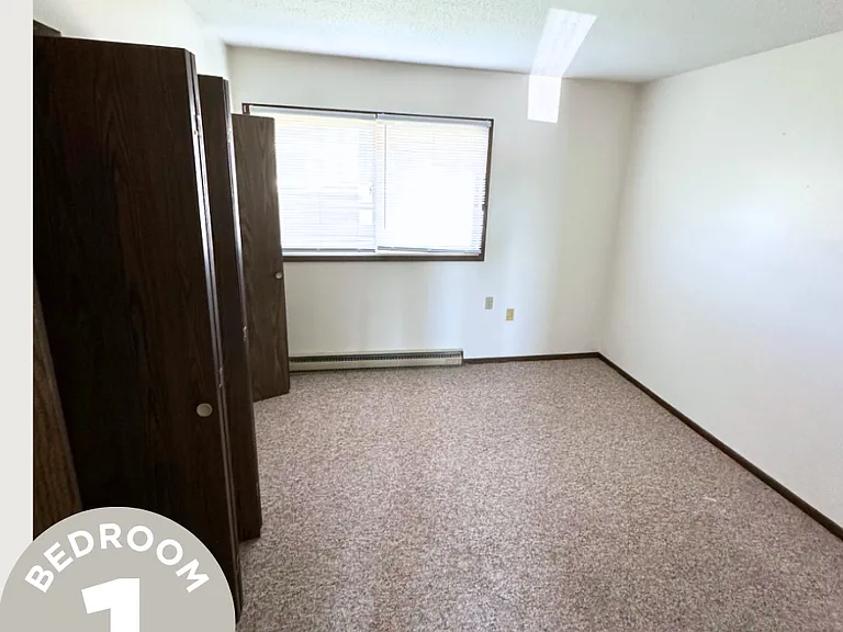 104 1st St #1 — Photo 5