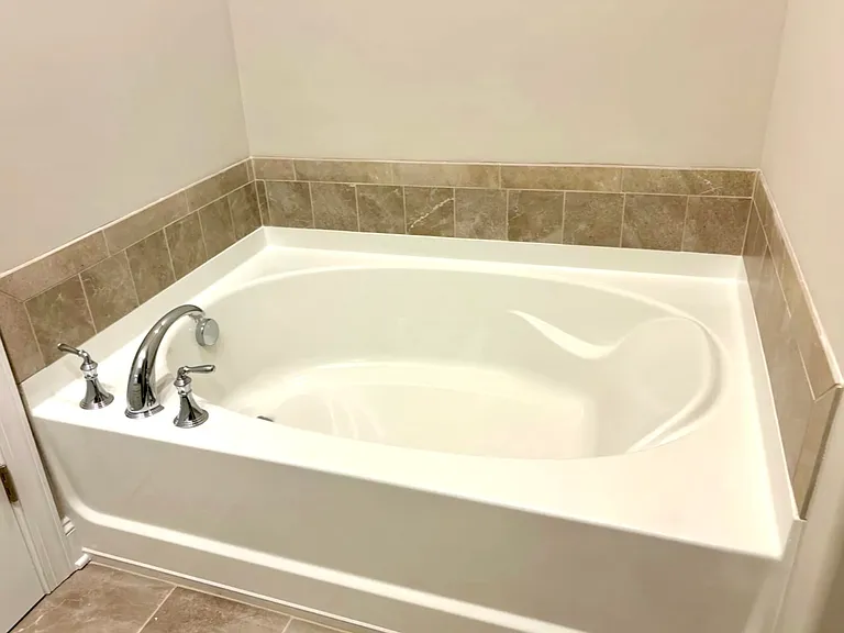 986 Bonanza Ln — Photo 14