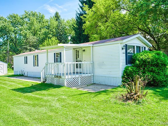 3rd image of 20835 W Trebesh Cir