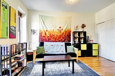 Rented by Nest Seekers International