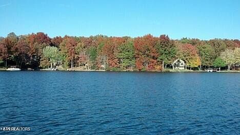 2nd image of 175 Pineridge Loop