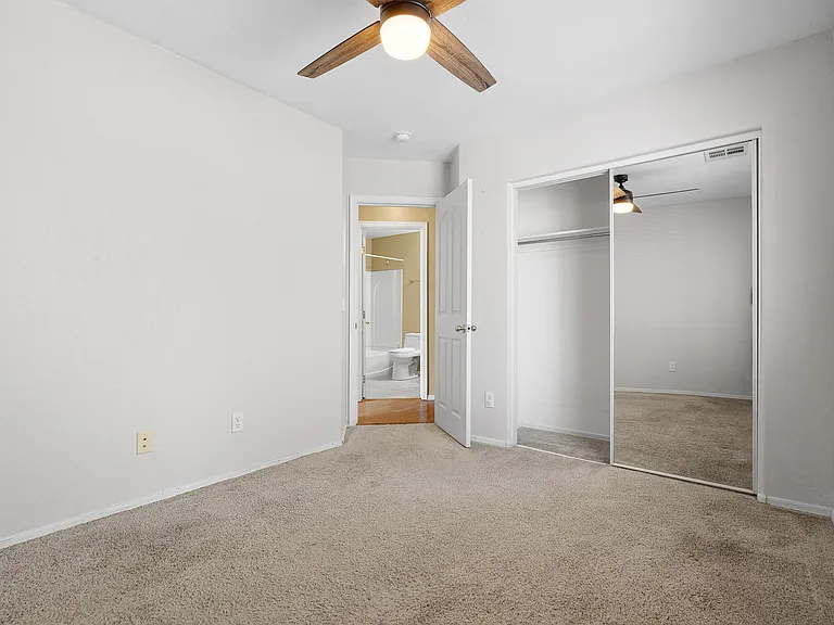 751 N Port Dr — Photo 20