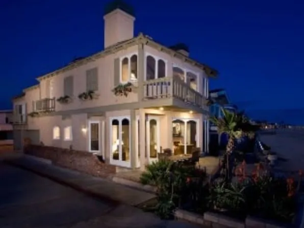 4711 Seashore Dr #A, Newport Beach, CA 92663