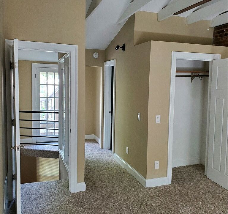3rd Floor bedroom with en suite bath and rooftop deck access