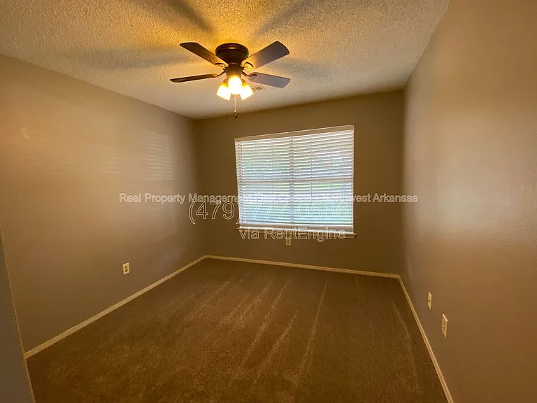 3168 W Shale St — Photo 5