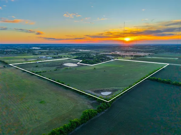 Valley Dr, Moody, TX 76557
