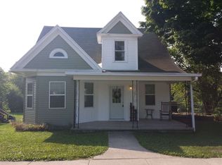 324 E Jones St, Warren, IN 46792