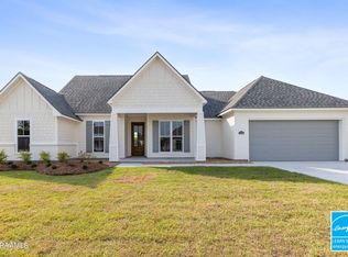 1304 Bayou Trce, Breaux Bridge, LA 70517