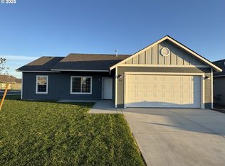 83 Michelle Ave, Umatilla, OR 97882