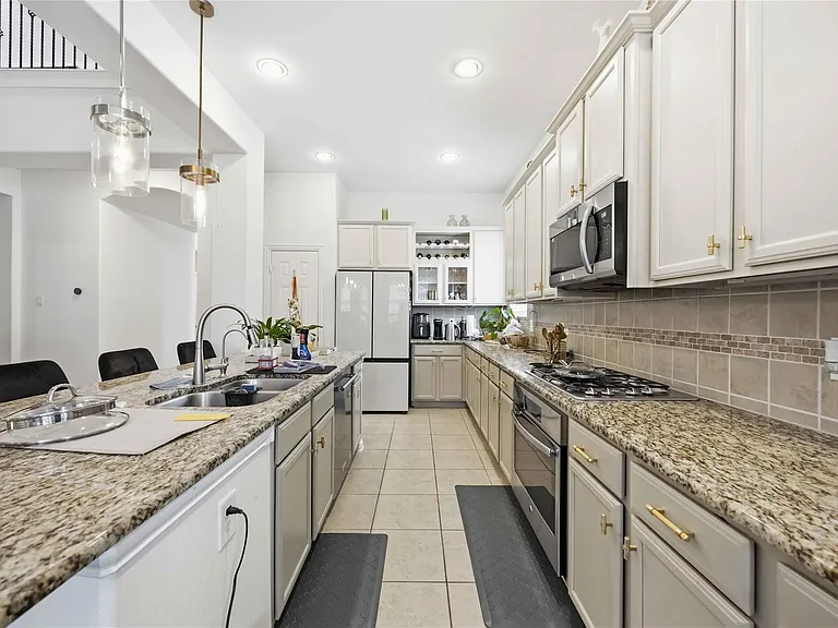 29011 Pinnacle Ridge Dr — Photo 9