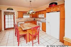 3rd image of 214 Palmetto St