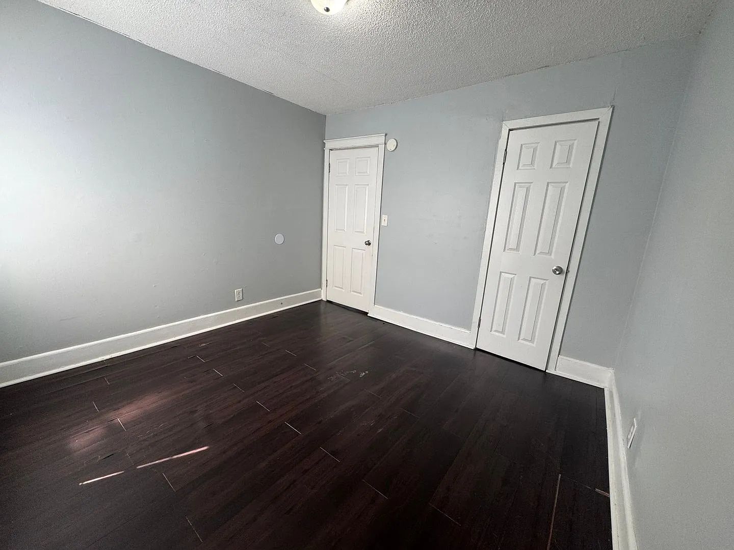 918 9th Avenue Southeast — Photo 4
