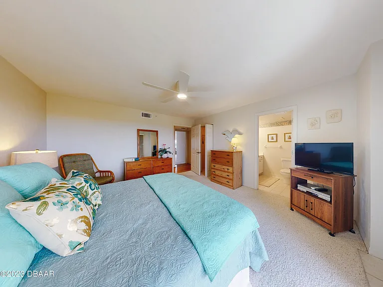 1 John Anderson Dr #Penthouse 7 — Photo 8