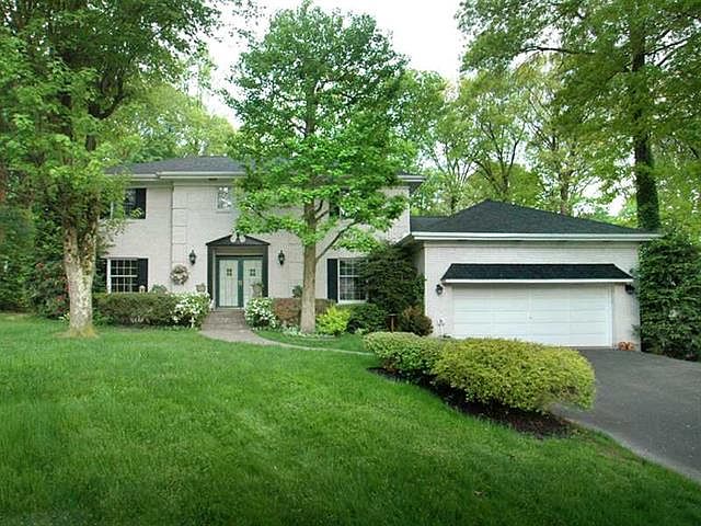 1st image of 304 Crestridge Dr