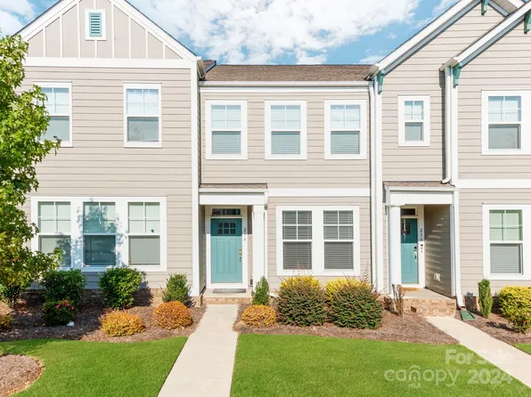 234 Johnston Dr, Pineville, NC 28134