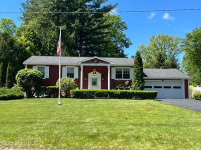 17 Sylvan Lane, Clifton Park, NY, 12065