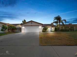 1319 Clipper Hills Dr, Bakersfield, CA 93307