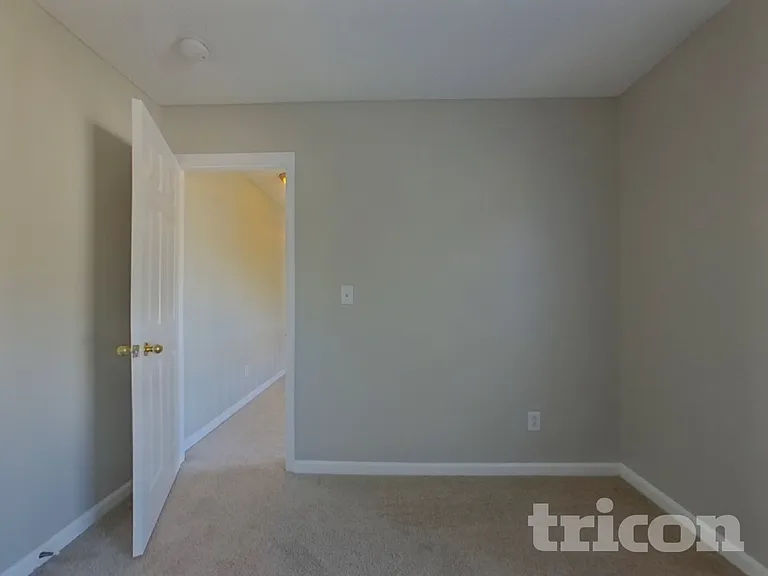 1812 Southwind Dr — Photo 12