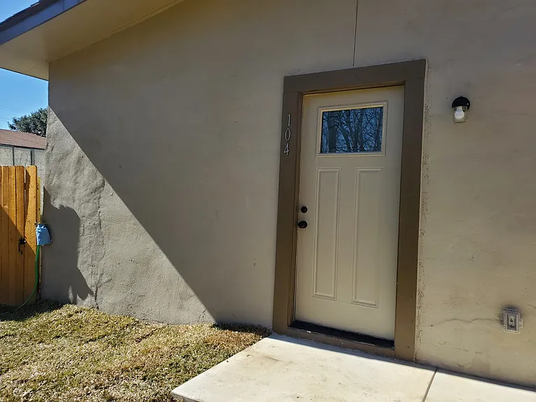 118 Esmeralda Dr #103 — Photo 26