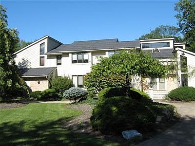 1st image of 5820 Dodsworth Ln