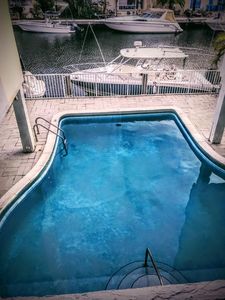 3702 NE 171st St APT 1, North Miami Beach, FL, 33160