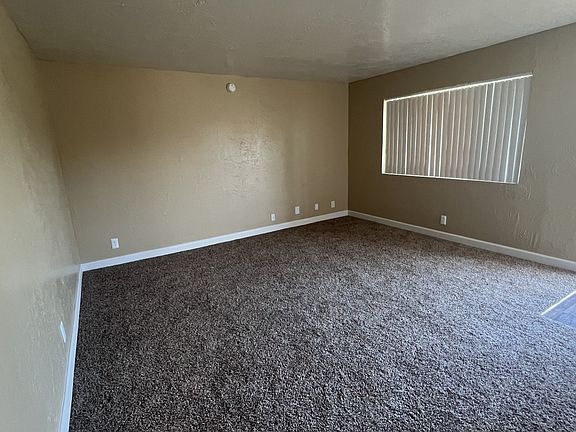 3rd image of 7368 Franklin Blvd APT 1