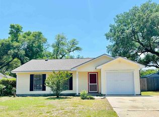 4227 Elmcrest Dr, Pensacola, FL 32504