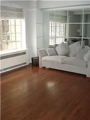Rented by Akam Sales and Brokerage | media 1
