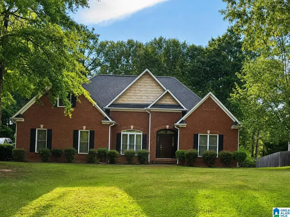 195 Nottingham Dr, Pell City, AL 35128