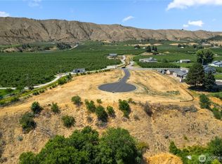 2 Penstemon Ln, Monitor, WA 98836