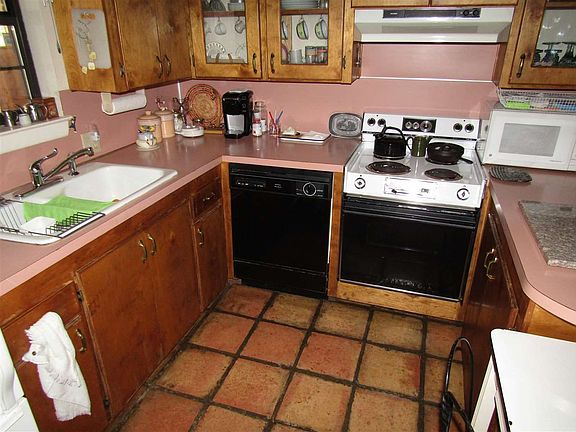 4th image of 7075 County Road 216a