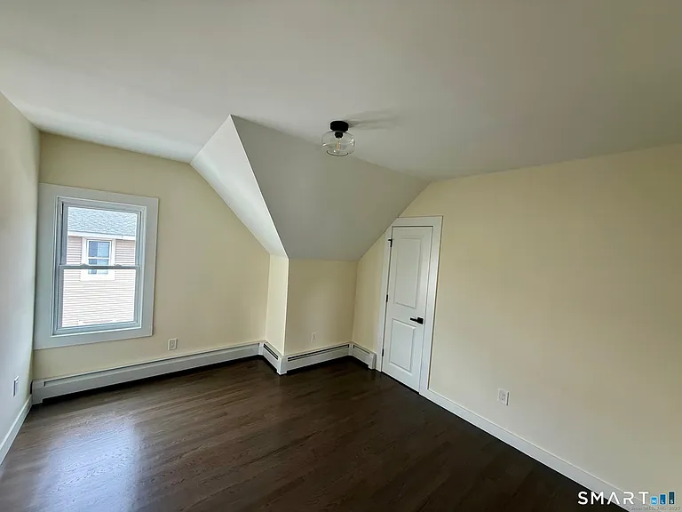 449 Stanley St #3 — Photo 5