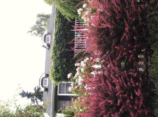 1508 NE 75th St, Seattle, WA 98115