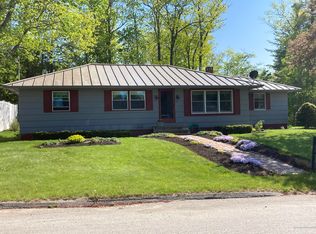 12 Hemlock St, Winslow, ME 04901