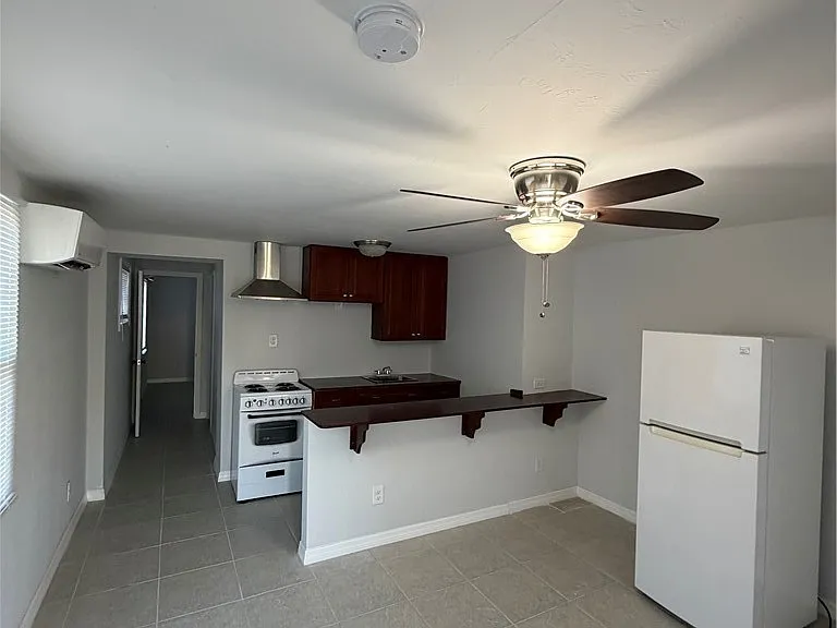 14713 Kimberly Ln #2 — Photo 4