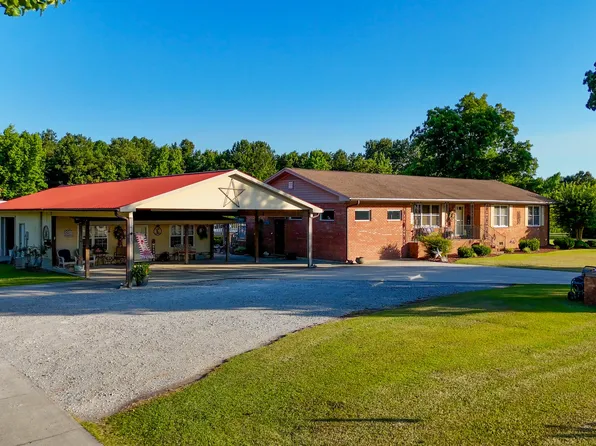 1063 Greens Mill Road, Clarkton, NC 28433