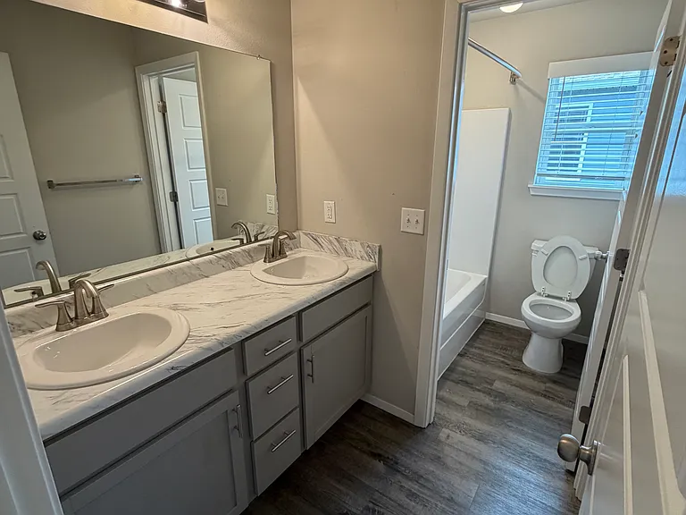 863 E Sparrow Cir — Photo 12