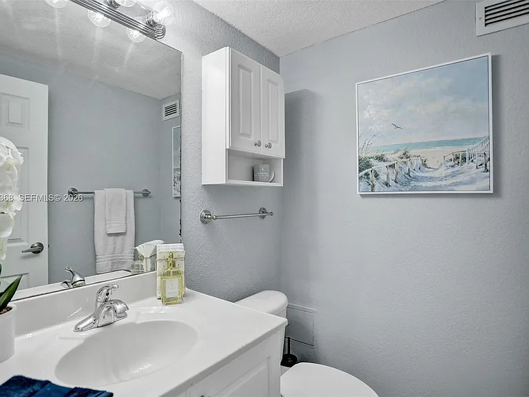 2501 S Ocean Dr #302 — Photo 9