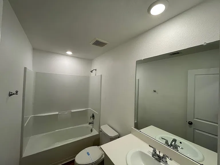 18727 Mercer Falls Dr — Photo 8