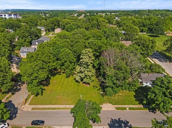 2033 Agnes Ave, Kansas City, MO 64127