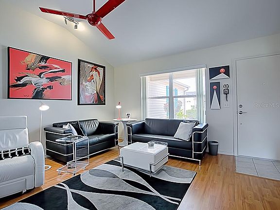 4th image of 1311 Gaucho Way