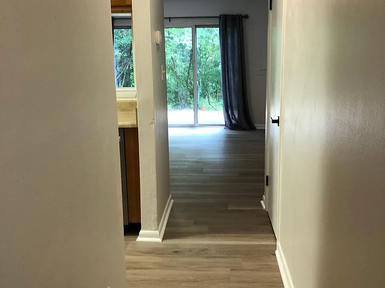 3884 Staffordshire Ln — Photo 14