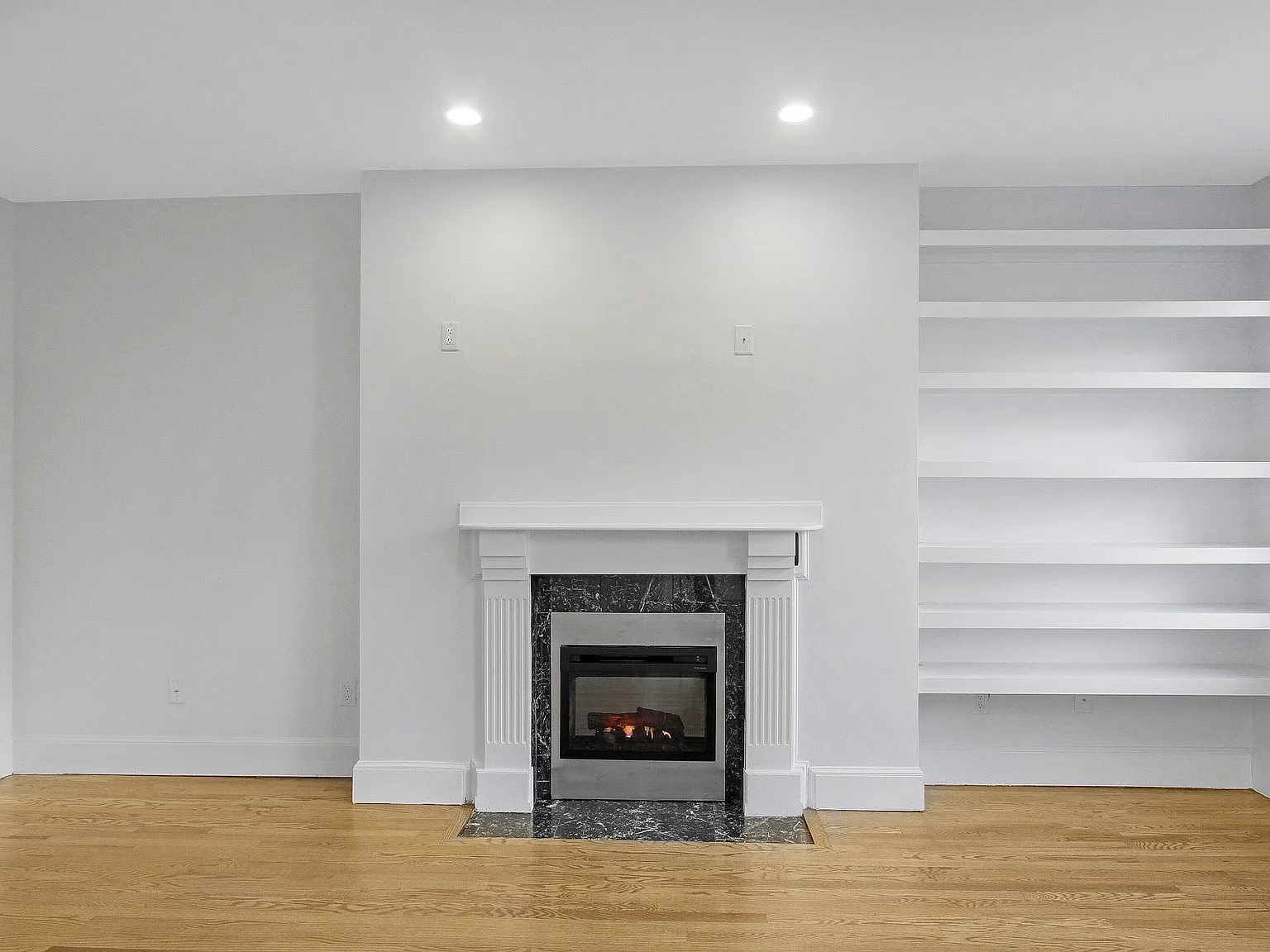 1 bed, 800 sqft, $3,700 — Photo 4