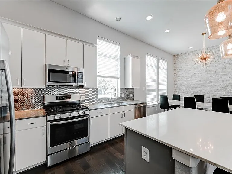 8409 Hempstead Rd #A — Photo 19