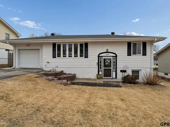8479 Orchard Ave, Omaha, NE 68127