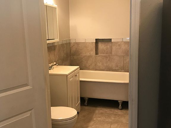 5th image of 1432 Saint Anthony St