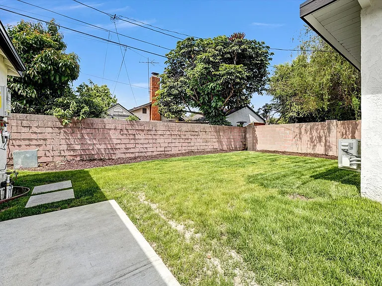 14433 S Harvest Ave — Photo 2