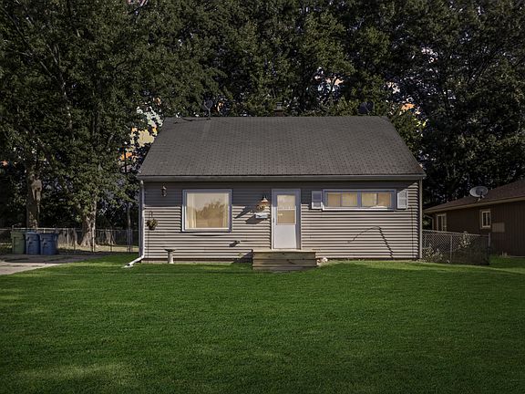 2nd image of 709 Eastfield Dr