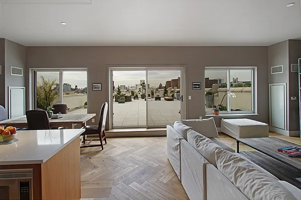 Sold by Citi Habitats | media 3