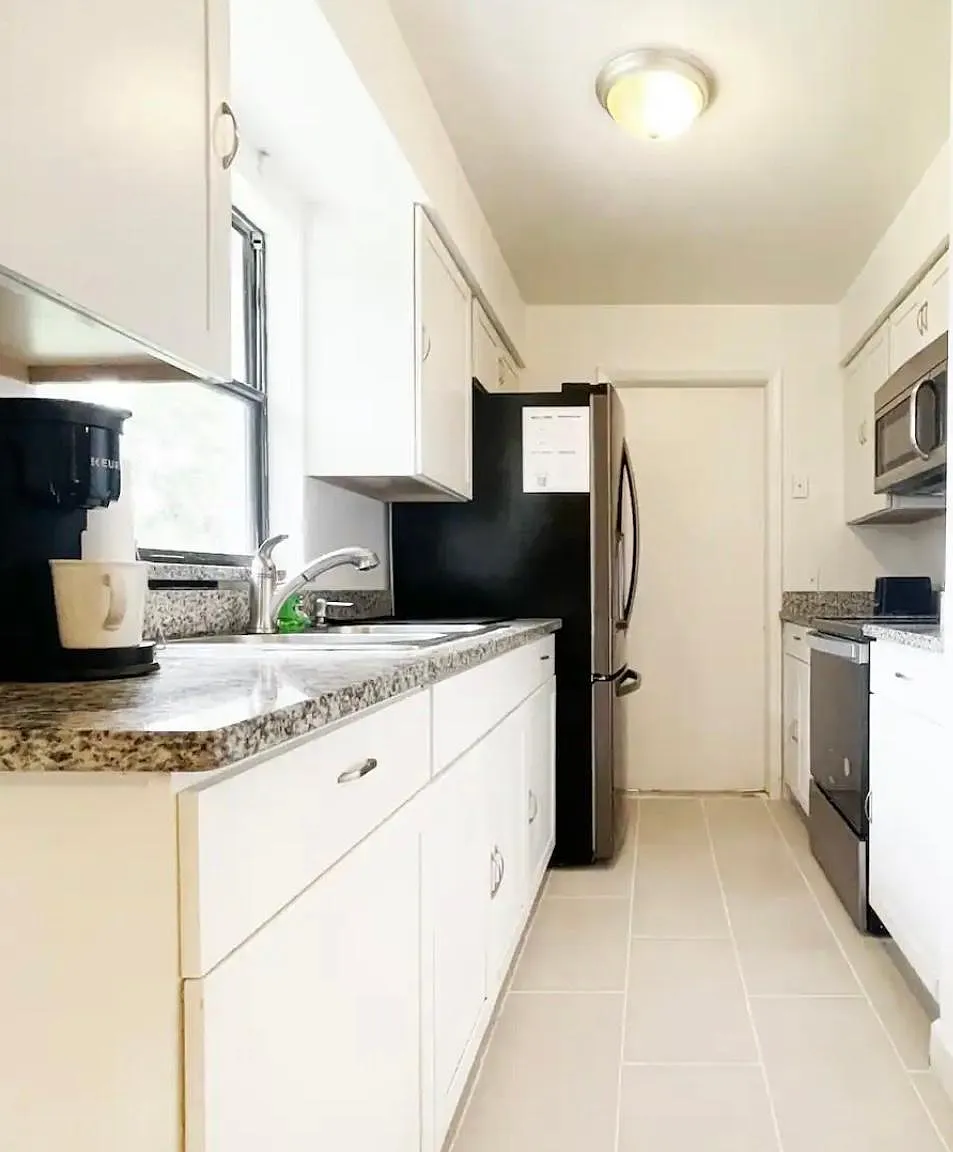 1405 Mara Ct — Photo 3